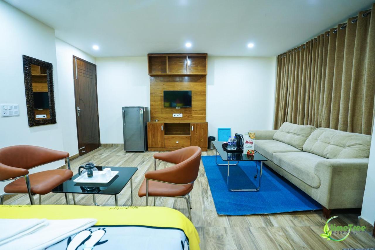 Lime Tree Hotel Near 32Nd Avenue Sector 29 Gurgaon Exterior photo